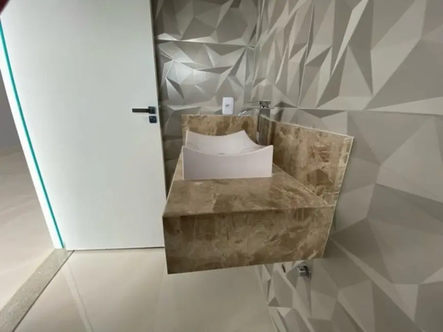 Casa com 3 quartos à venda, 201m2 em Ponte Alta Norte (Gama), Brasilia - DF - imagem 8 Foto 8 de Casa com 3 quartos à venda, 201m2 em Ponte Alta Norte (Gama), Brasilia - DF