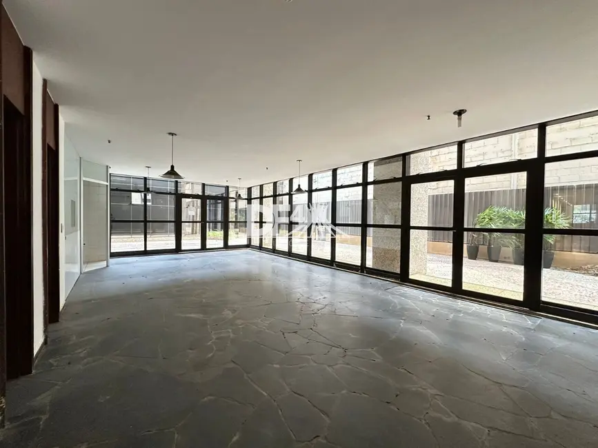 Sala Comercial para alugar, 100m2 em Asa Norte, Brasilia - DF - imagem 4 Foto 4 de Sala Comercial para alugar, 100m2 em Asa Norte, Brasilia - DF