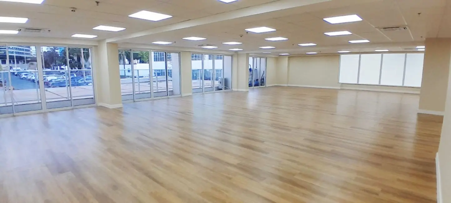 Sala Comercial para alugar, 255m2 em Asa Norte, Brasilia - DF - imagem 9 Foto 9 de Sala Comercial para alugar, 255m2 em Asa Norte, Brasilia - DF