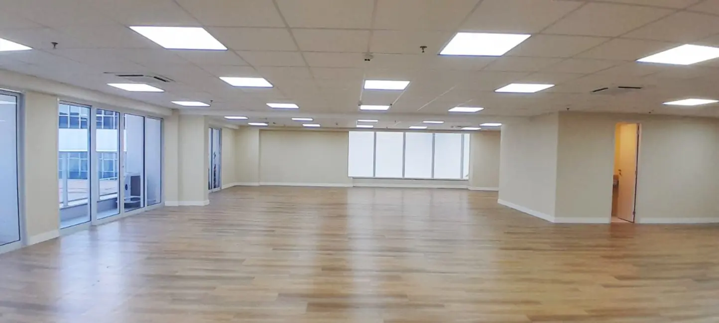 Sala Comercial para alugar, 255m2 em Asa Norte, Brasilia - DF - imagem 4 Foto 4 de Sala Comercial para alugar, 255m2 em Asa Norte, Brasilia - DF