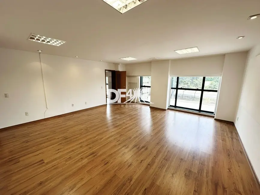 Sala Comercial para alugar, 293m2 em Asa Norte, Brasilia - DF - imagem 9 Foto 9 de Sala Comercial para alugar, 293m2 em Asa Norte, Brasilia - DF