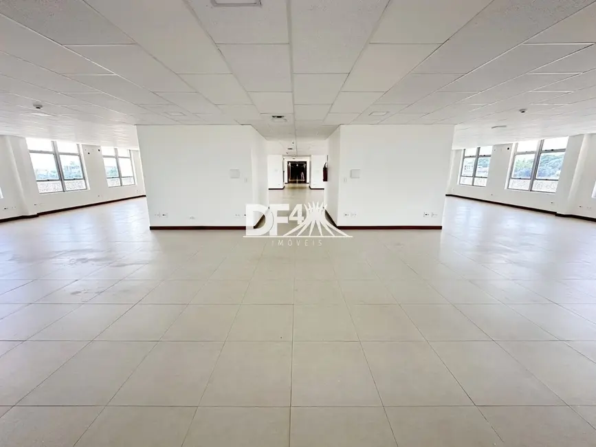 Sala Comercial para alugar, 1938m2 em Asa Norte, Brasilia - DF - imagem 4 Foto 4 de Sala Comercial para alugar, 1938m2 em Asa Norte, Brasilia - DF