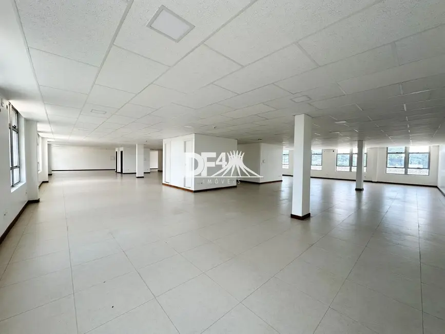 Sala Comercial para alugar, 1938m2 em Asa Norte, Brasilia - DF - imagem 3 Foto 3 de Sala Comercial para alugar, 1938m2 em Asa Norte, Brasilia - DF