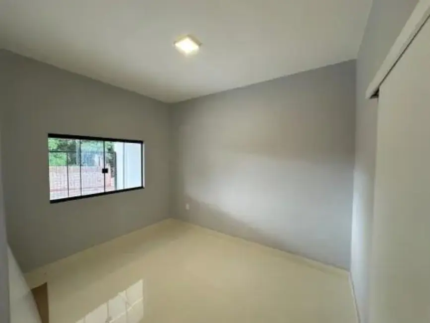 Casa com 3 quartos à venda, 160m2 em Brasilia - DF - imagem 9 Foto 9 de Casa com 3 quartos à venda, 160m2 em Brasilia - DF