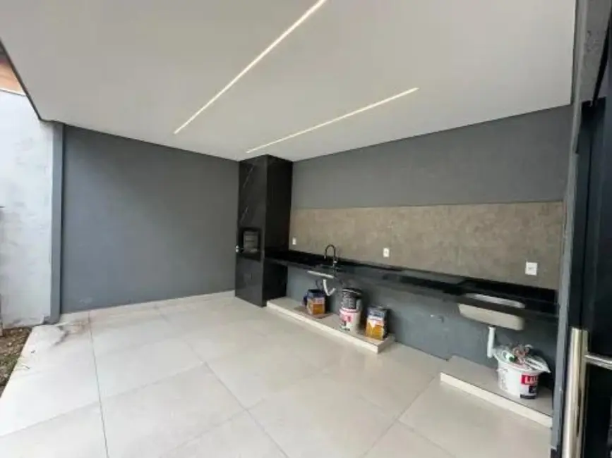 Casa com 3 quartos à venda, 160m2 em Brasilia - DF - imagem 8 Foto 8 de Casa com 3 quartos à venda, 160m2 em Brasilia - DF