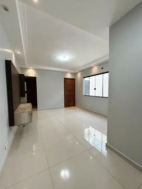 Foto 5 de Casa com 3 quartos para alugar, 350m2 em Taguatinga Sul (Taguatinga), Brasilia - DF