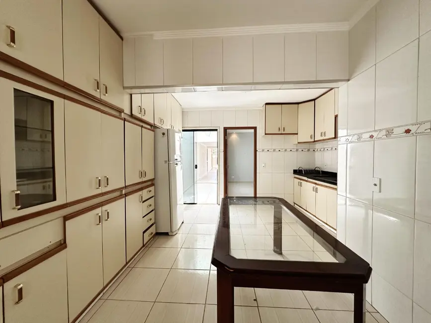 Foto 7 de Casa com 3 quartos para alugar, 350m2 em Taguatinga Sul (Taguatinga), Brasilia - DF