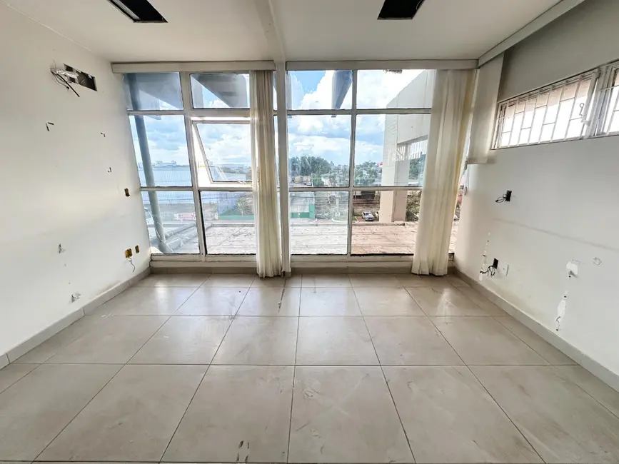 Sala Comercial para alugar, 87m2 em Zona Industrial (Guará), Brasilia - DF - imagem 8 Foto 8 de Sala Comercial para alugar, 87m2 em Zona Industrial (Guará), Brasilia - DF