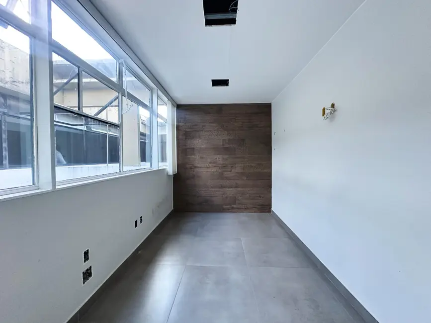 Sala Comercial para alugar, 87m2 em Zona Industrial (Guará), Brasilia - DF - imagem 4 Foto 4 de Sala Comercial para alugar, 87m2 em Zona Industrial (Guará), Brasilia - DF