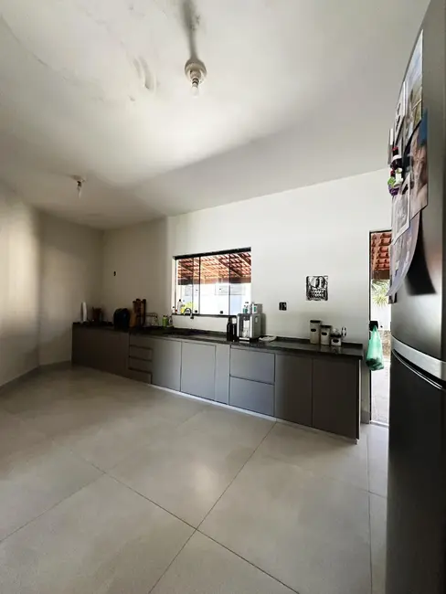 Casa de Condomínio com 4 quartos para alugar, 800m2 em Ponte Alta Norte (Gama), Brasilia - DF - imagem 6 Foto 6 de Casa de Condomínio com 4 quartos para alugar, 800m2 em Ponte Alta Norte (Gama), Brasilia - DF