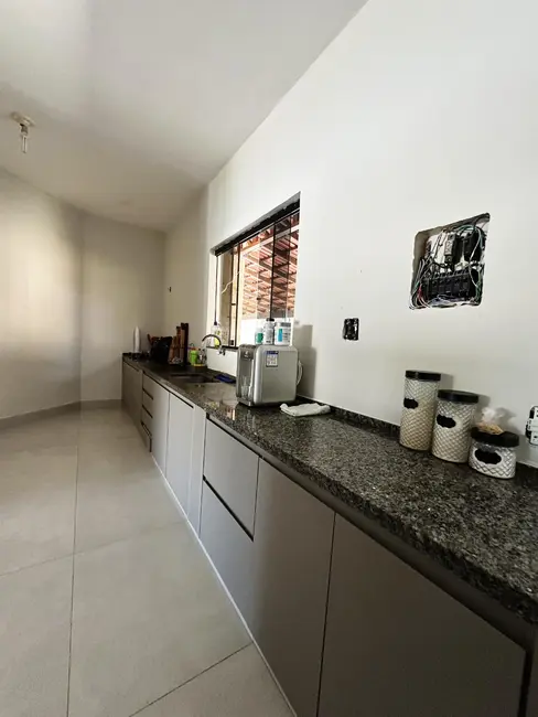 Casa de Condomínio com 4 quartos para alugar, 800m2 em Ponte Alta Norte (Gama), Brasilia - DF - imagem 8 Foto 8 de Casa de Condomínio com 4 quartos para alugar, 800m2 em Ponte Alta Norte (Gama), Brasilia - DF