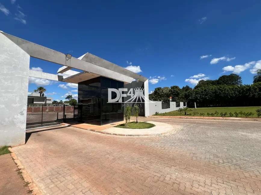 Terreno / Lote à venda, 2500m2 em Park Way, Brasilia - DF - imagem 5 Foto 5 de Terreno / Lote à venda, 2500m2 em Park Way, Brasilia - DF