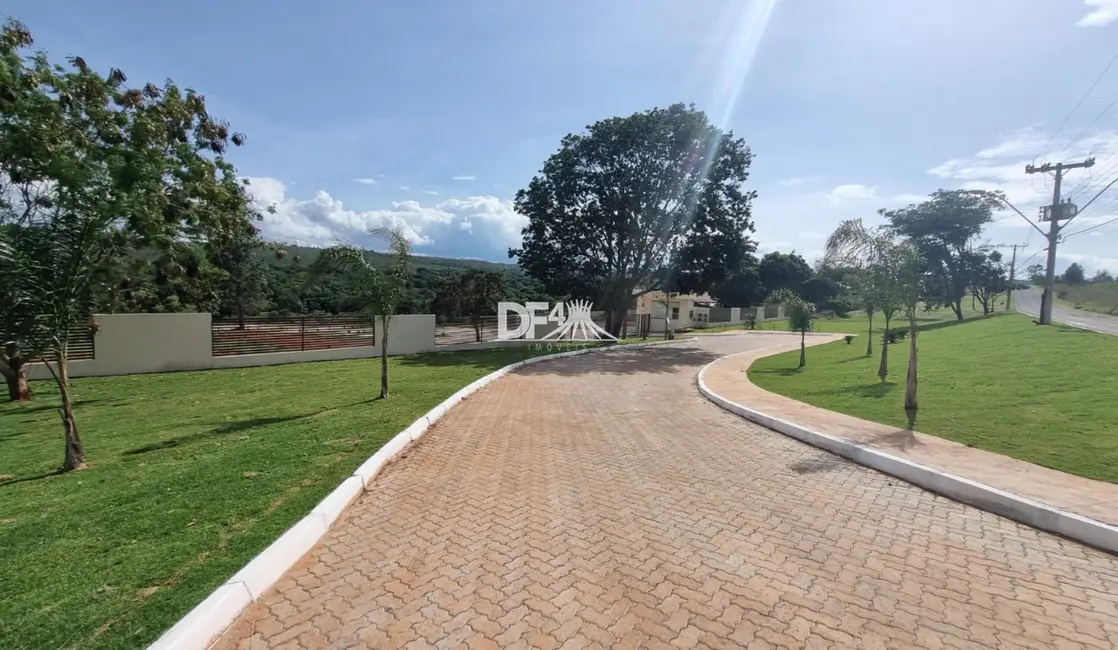 Terreno / Lote à venda, 2125m2 em Park Way, Brasilia - DF - imagem 3 Foto 3 de Terreno / Lote à venda, 2125m2 em Park Way, Brasilia - DF