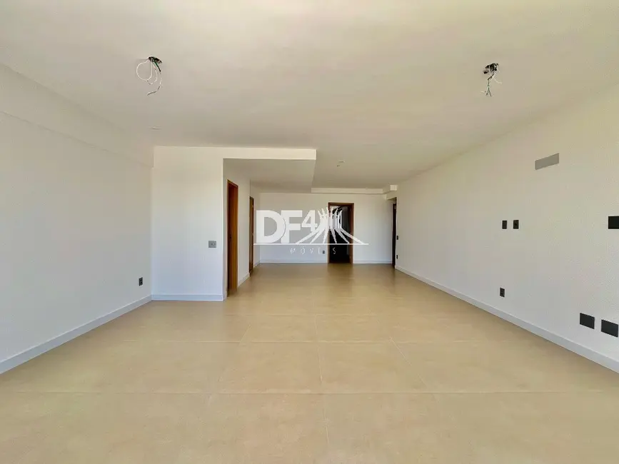 Apartamento com 3 quartos à venda, 191m2 em Norte (Águas Claras), Brasilia - DF - imagem 4 Foto 4 de Apartamento com 3 quartos à venda, 191m2 em Norte (Águas Claras), Brasilia - DF