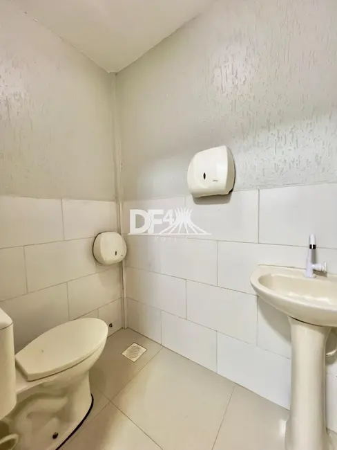 Sala Comercial para alugar, 150m2 em Setor Habitacional Vicente Pires, Brasilia - DF - imagem 9 Foto 9 de Sala Comercial para alugar, 150m2 em Setor Habitacional Vicente Pires, Brasilia - DF