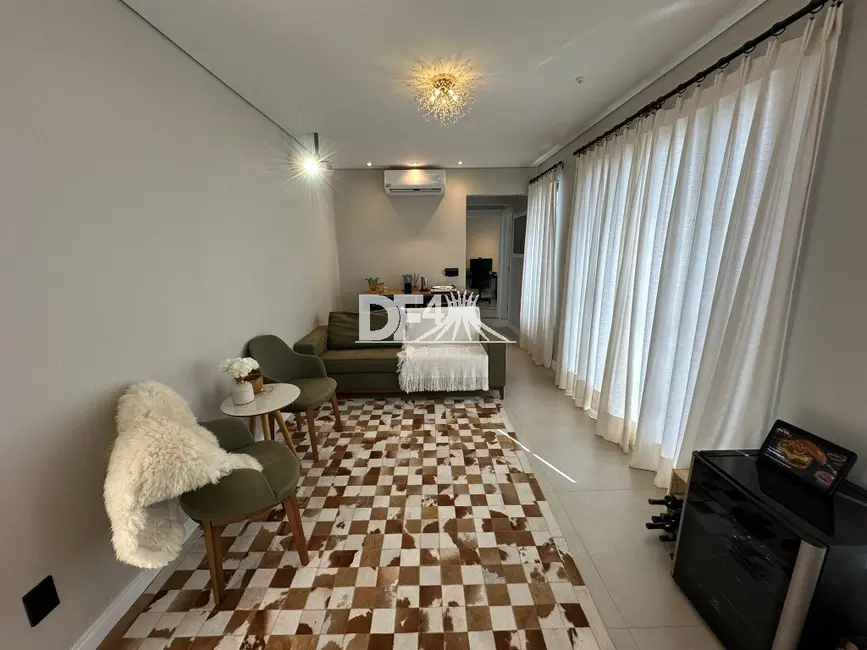 Foto 7 de Casa com 3 quartos à venda, 300m2 em Guará I, Brasilia - DF