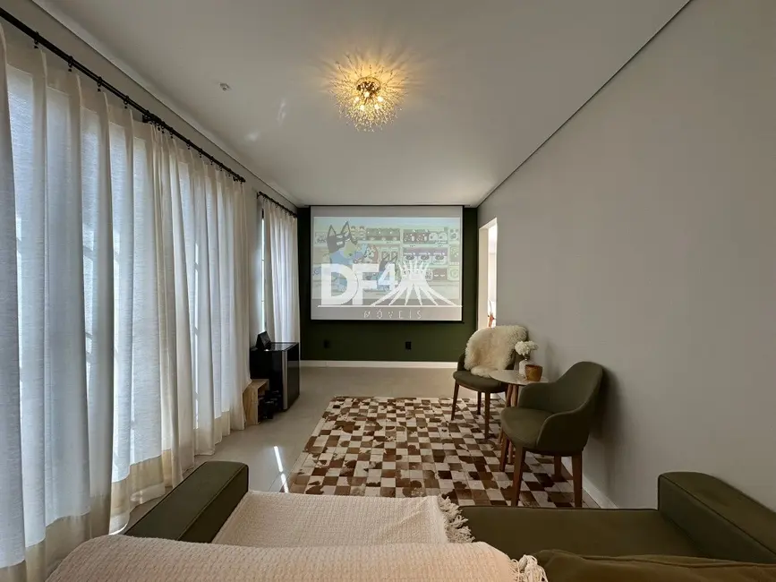 Foto 3 de Casa com 3 quartos à venda, 300m2 em Guará I, Brasilia - DF