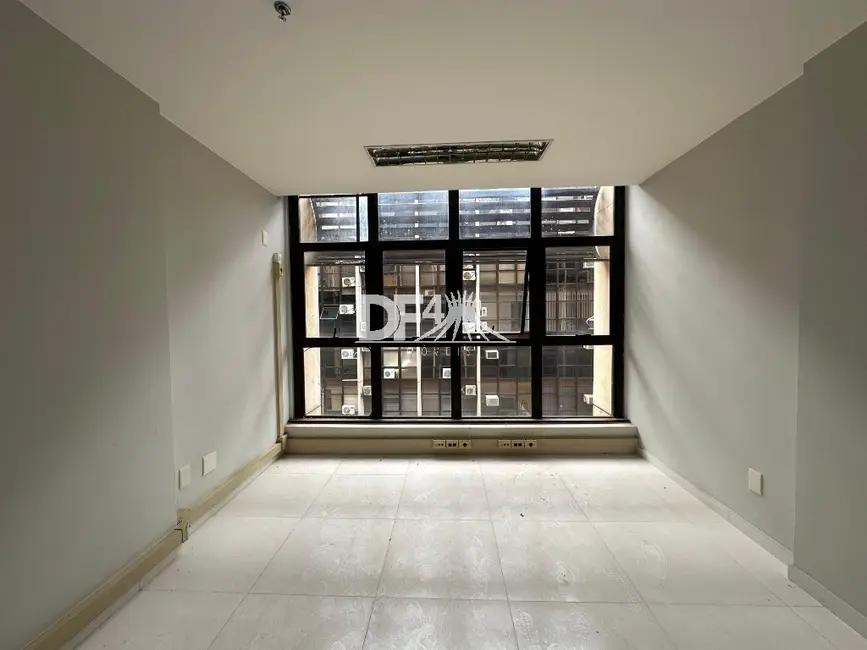 Sala Comercial para alugar, 33m2 em Asa Sul, Brasilia - DF - imagem 9 Foto 9 de Sala Comercial para alugar, 33m2 em Asa Sul, Brasilia - DF