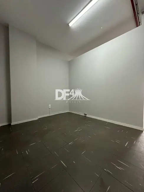 Sala Comercial para alugar, 33m2 em Asa Sul, Brasilia - DF - imagem 4 Foto 4 de Sala Comercial para alugar, 33m2 em Asa Sul, Brasilia - DF