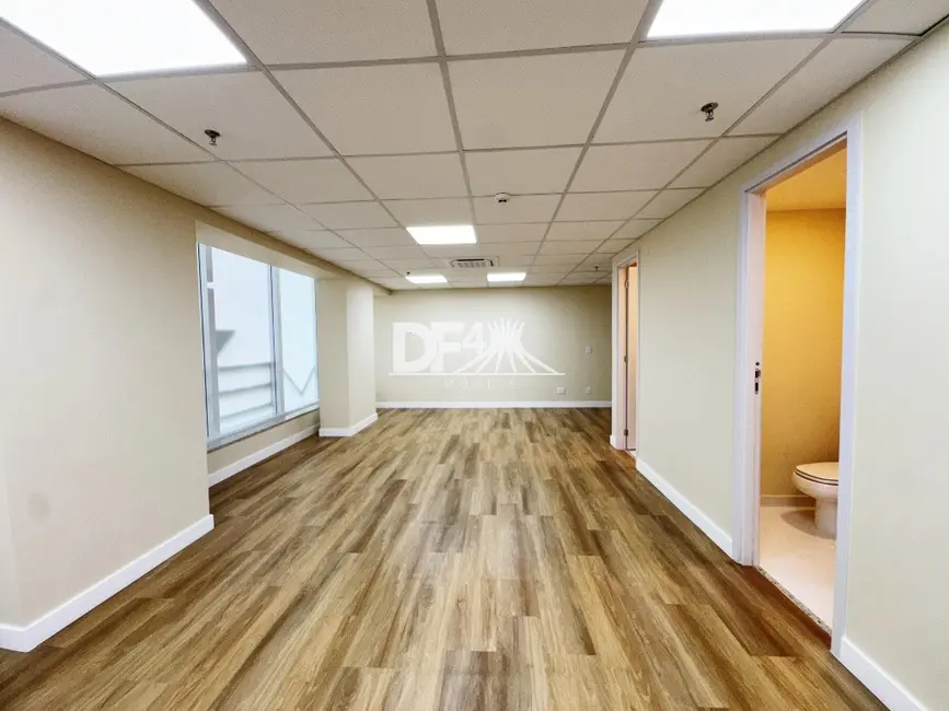Foto 2 de Sala Comercial para alugar, 255m2 em Asa Sul, Brasilia - DF