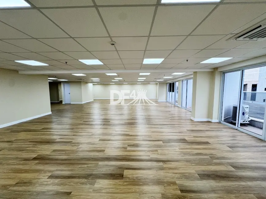 Sala Comercial para alugar, 255m2 em Asa Sul, Brasilia - DF - imagem 9 Foto 9 de Sala Comercial para alugar, 255m2 em Asa Sul, Brasilia - DF