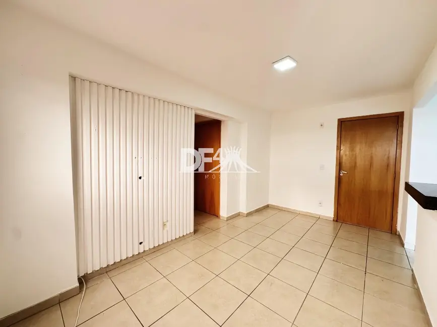 Foto 2 de Apartamento com 2 quartos à venda, 50m2 em Setor Industrial (Taguatinga), Brasilia - DF