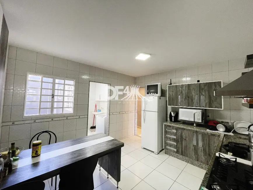 Foto 12 de Casa com 5 quartos à venda, 260m2 em Taguatinga Norte (Taguatinga), Brasilia - DF