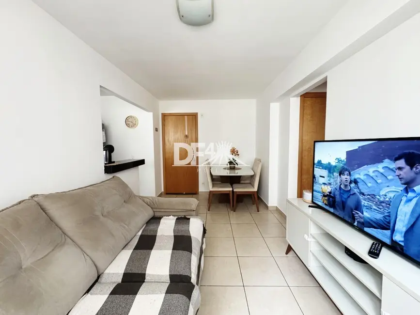 Foto 2 de Apartamento com 2 quartos à venda, 49m2 em Setor Industrial (Taguatinga), Brasilia - DF