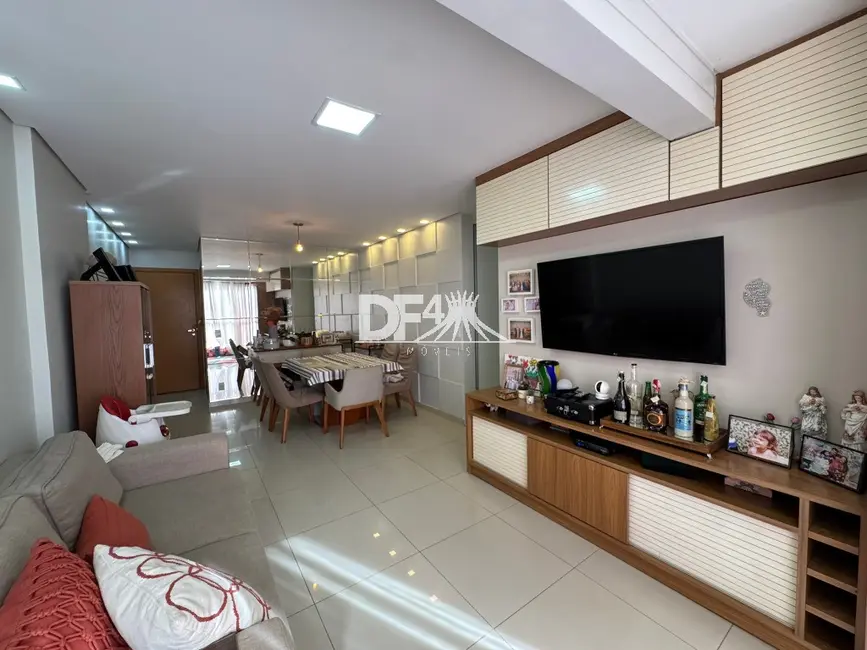 Foto 6 de Apartamento com 4 quartos à venda, 100m2 em Guará II, Brasilia - DF