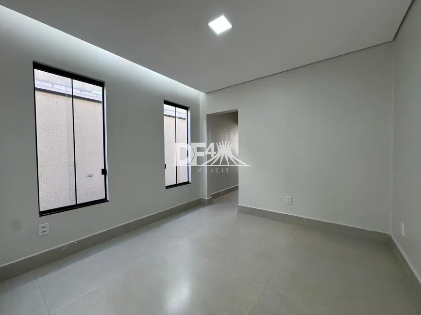 Casa de Condomínio com 3 quartos à venda, 228m2 em Setor Habitacional Vicente Pires, Brasilia - DF - imagem 4 Foto 4 de Casa de Condomínio com 3 quartos à venda, 228m2 em Setor Habitacional Vicente Pires, Brasilia - DF