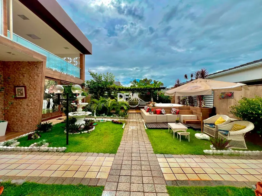 Foto 8 de Casa de Condomínio com 3 quartos à venda, 400m2 em Brasilia - DF