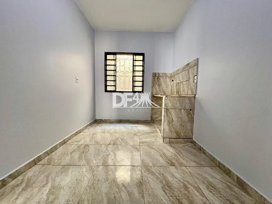 Sala Comercial para alugar, 120m2 em Ceilândia Sul (Ceilândia), Brasilia - DF - imagem 2 Foto 2 de Sala Comercial para alugar, 120m2 em Ceilândia Sul (Ceilândia), Brasilia - DF