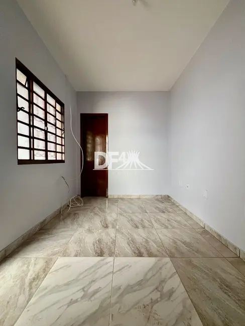 Sala Comercial para alugar, 120m2 em Ceilândia Sul (Ceilândia), Brasilia - DF - imagem 3 Foto 3 de Sala Comercial para alugar, 120m2 em Ceilândia Sul (Ceilândia), Brasilia - DF