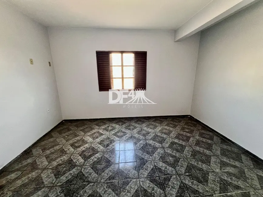 Sala Comercial para alugar, 200m2 em Ceilândia Sul (Ceilândia), Brasilia - DF - imagem 7 Foto 7 de Sala Comercial para alugar, 200m2 em Ceilândia Sul (Ceilândia), Brasilia - DF