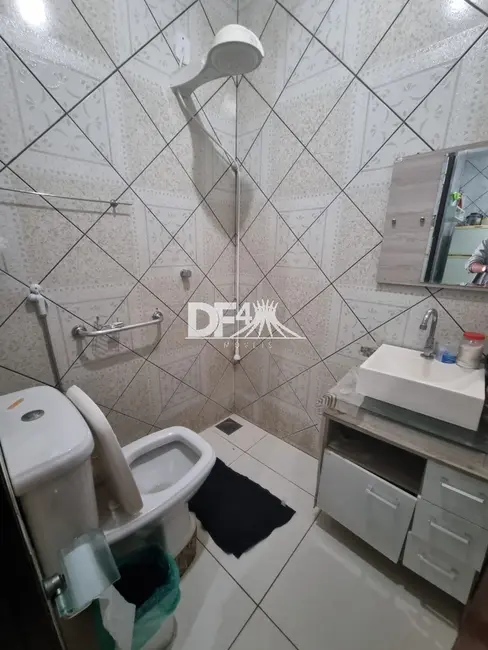 Foto 10 de Casa com 8 quartos à venda, 135m2 em Ceilândia Sul (Ceilândia), Brasilia - DF