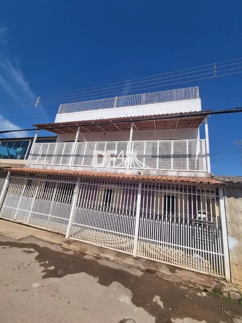 Foto 1 de Casa com 8 quartos à venda, 135m2 em Ceilândia Sul (Ceilândia), Brasilia - DF