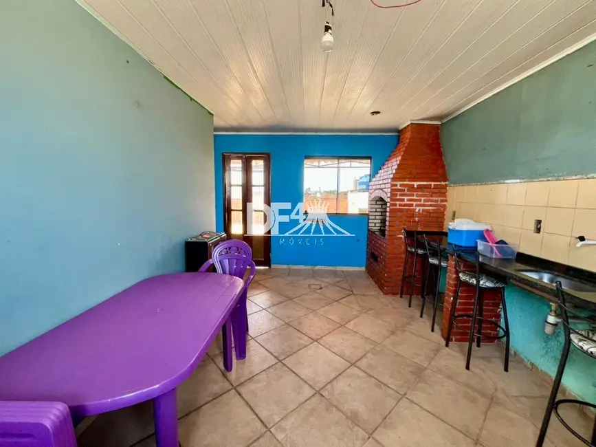 Casa com 4 quartos à venda, 200m2 em Samambaia Sul (Samambaia), Brasilia - DF - imagem 4 Foto 4 de Casa com 4 quartos à venda, 200m2 em Samambaia Sul (Samambaia), Brasilia - DF