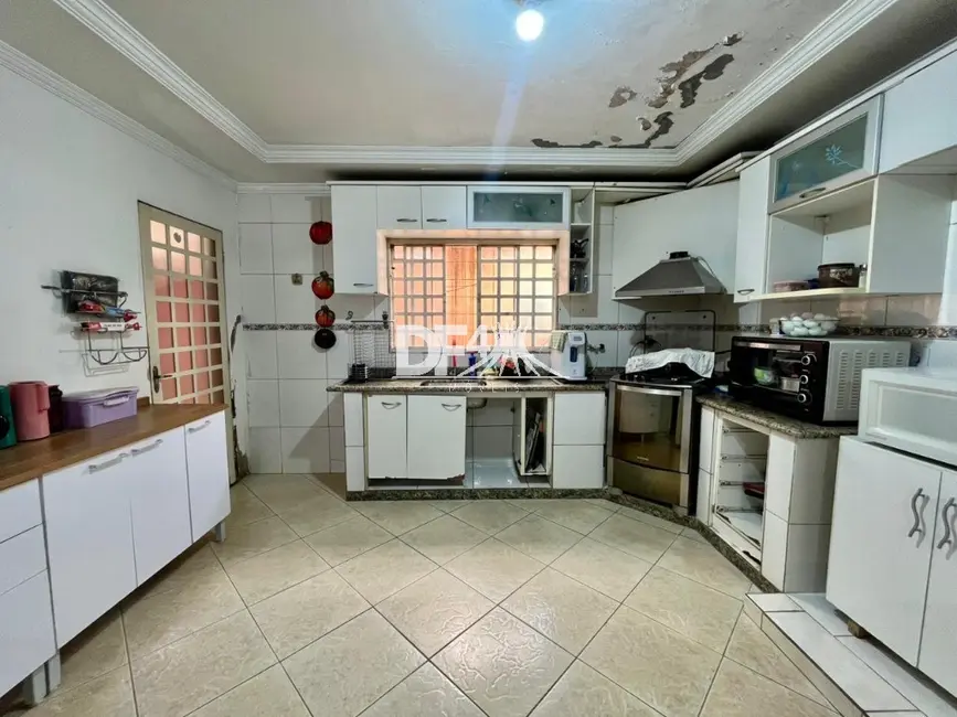 Foto 15 de Casa de Condomínio com 4 quartos à venda, 200m2 em Samambaia Sul (Samambaia), Brasilia - DF