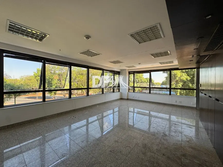 Foto 1 de Sala Comercial para alugar, 215m2 em Asa Sul, Brasilia - DF