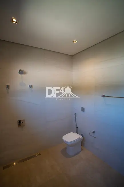 Foto 20 de Casa com 5 quartos à venda, 977m2 em Setor de Habitações Individuais Norte, Brasilia - DF