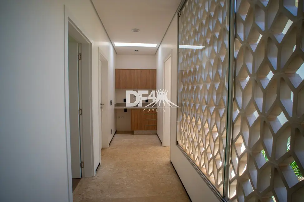 Foto 25 de Casa com 5 quartos à venda, 977m2 em Setor de Habitações Individuais Norte, Brasilia - DF