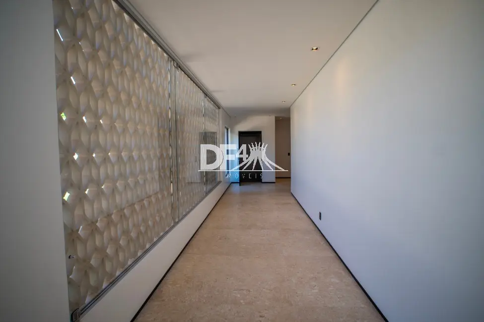 Foto 16 de Casa com 5 quartos à venda, 977m2 em Setor de Habitações Individuais Norte, Brasilia - DF