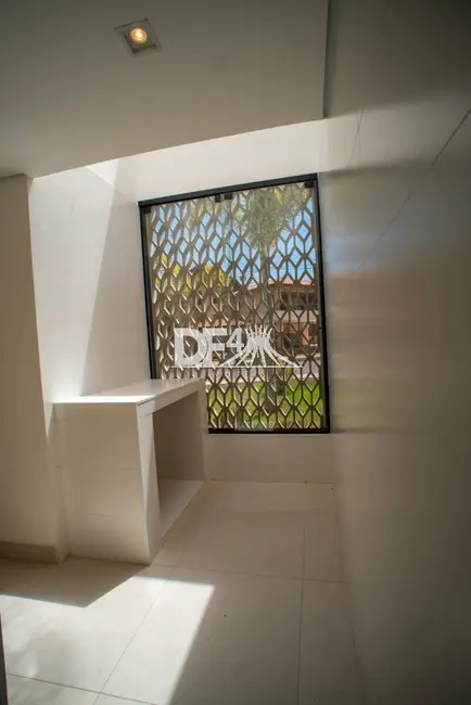 Casa com 5 quartos à venda, 977m2 em Setor de Habitações Individuais Norte, Brasilia - DF - imagem 4 Foto 4 de Casa com 5 quartos à venda, 977m2 em Setor de Habitações Individuais Norte, Brasilia - DF