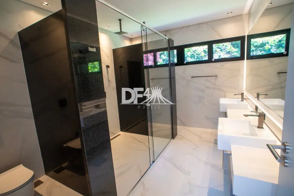 Foto 30 de Casa com 5 quartos à venda, 977m2 em Setor de Habitações Individuais Norte, Brasilia - DF