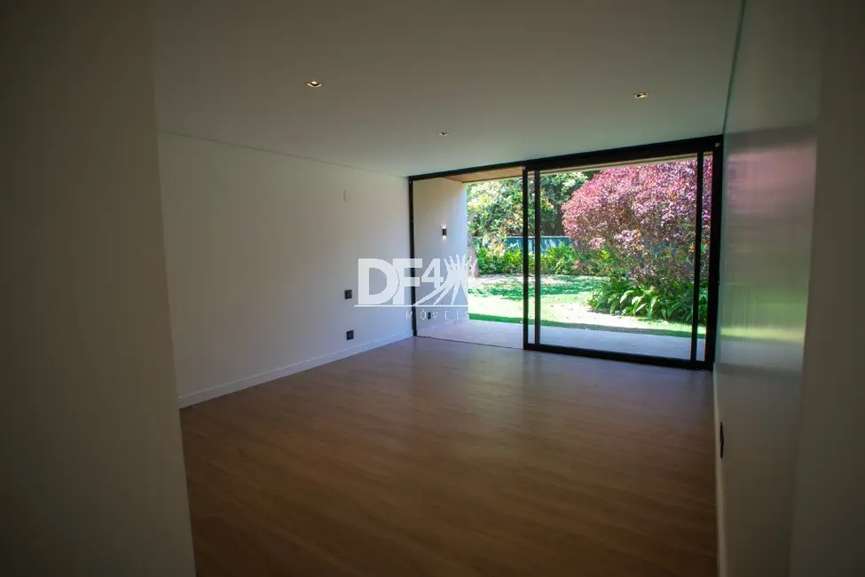 Foto 27 de Casa com 5 quartos à venda, 977m2 em Setor de Habitações Individuais Norte, Brasilia - DF