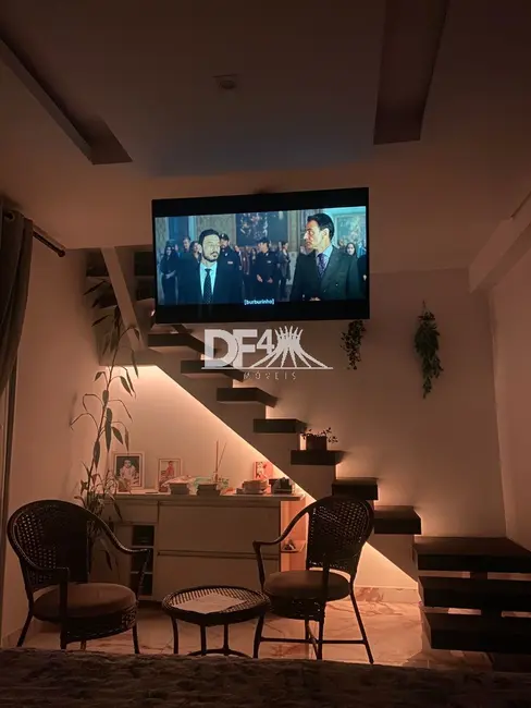 Casa de Condomínio com 3 quartos à venda, 500m2 em Setor Habitacional Vicente Pires, Brasilia - DF - imagem 4 Foto 4 de Casa de Condomínio com 3 quartos à venda, 500m2 em Setor Habitacional Vicente Pires, Brasilia - DF