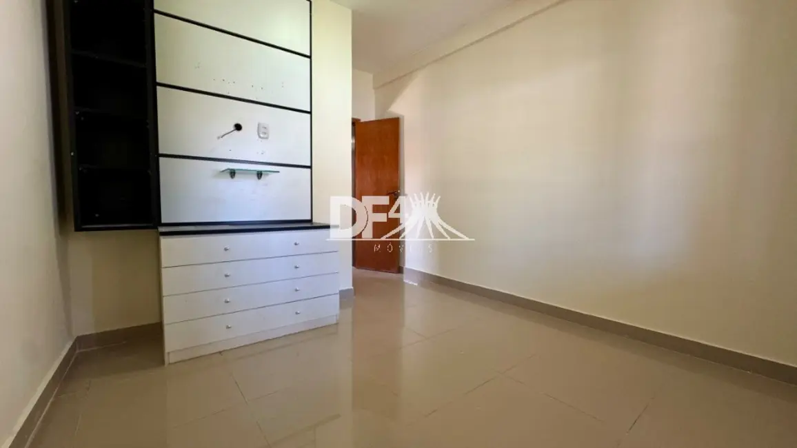 Casa com 6 quartos para alugar, 1000m2 em Setor Habitacional Samambaia (Vicente Pires), Brasilia - DF - imagem 7 Foto 7 de Casa com 6 quartos para alugar, 1000m2 em Setor Habitacional Samambaia (Vicente Pires), Brasilia - DF