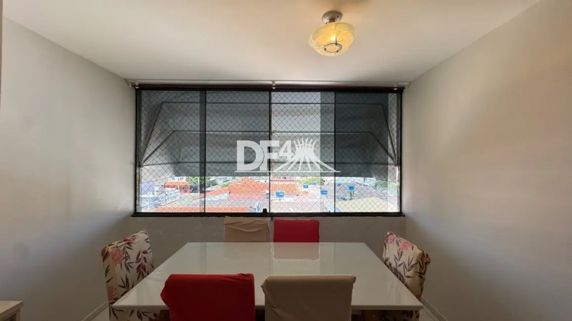 Foto 3 de Apartamento com 2 quartos para alugar, 60m2 em Guará I, Brasilia - DF