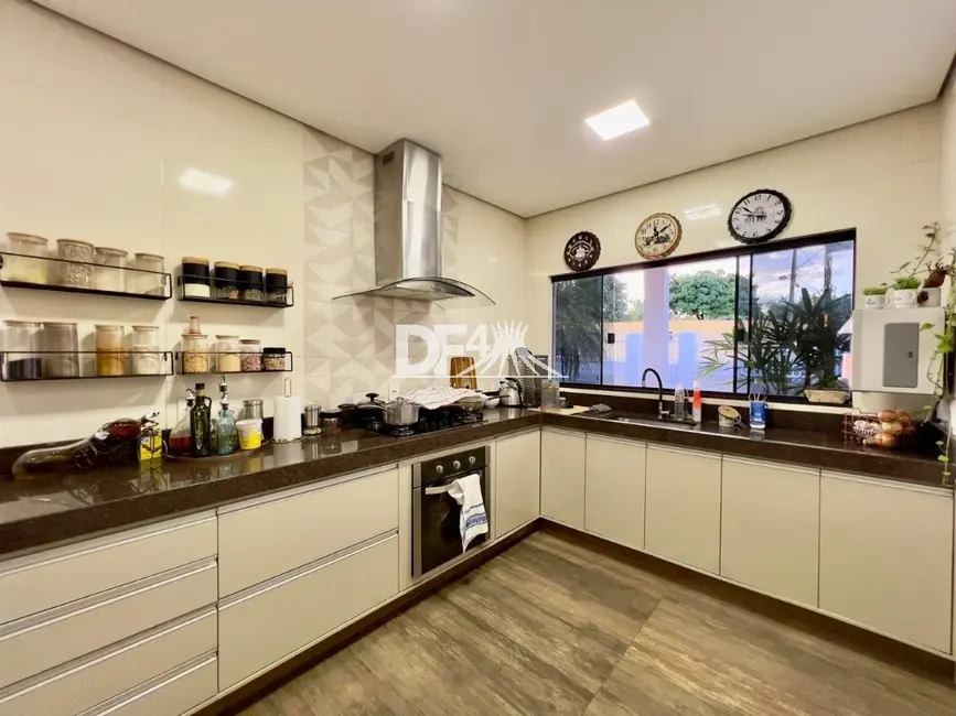 Foto 7 de Casa de Condomínio com 4 quartos à venda, 800m2 em Brasilia - DF