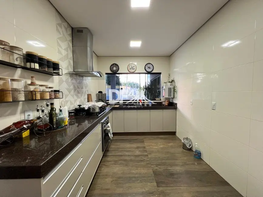 Foto 8 de Casa de Condomínio com 4 quartos à venda, 800m2 em Brasilia - DF